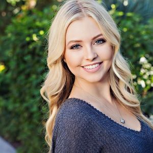 Meet your Posher, Jacqueline